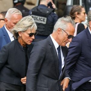 Olivier Bialobos, Bernard Arnault et sa femme Hélène Mercier-Arnault - Arrivées aux obsèques de Mathilde Favier en l'église Saint-Sulpice à Paris, le 31 aout 2026. © Dominique Jacovides-Cyril Moreau/Bestimage