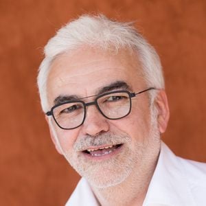 Pascal Praud au village lors des internationaux de tennis de Roland Garros à Paris, France, le 1 juin 2019. © Jacovides-Moreau/Bestimage