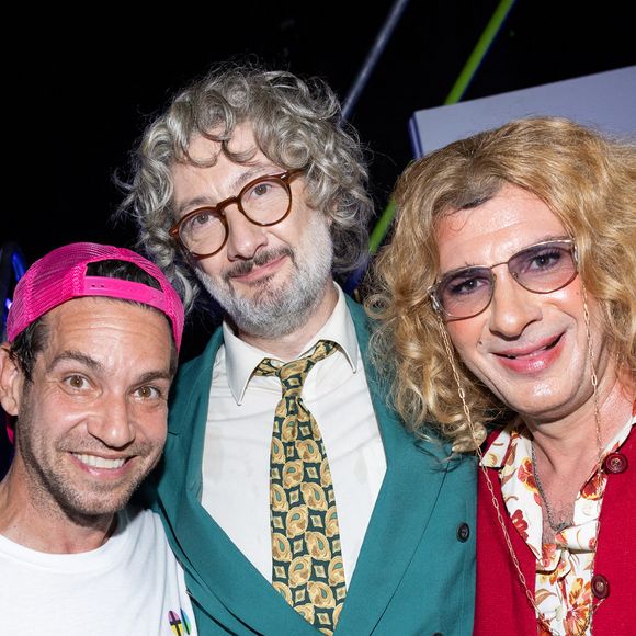 Pour rappel, dans "Morning Live", Michaël Youn en a fait voir de toutes les couleurs à la télévision !

Exclusif - Vincent Desagnat Michaël Youn et Benjamin Morgaine en backstage de la première édition du "Do You Comedy" à la Citadelle de Saint-Tropez, Côte d'Azur, France, le 29 juin 2025. 

Photo : Cyril Moreau / Bestimage