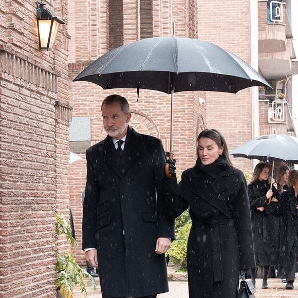 Le roi Felipe VI (Le roi Felipe VI d'Espagne) , la reine Letizia (La reine Letizia d'Espagne) , la princesse Leonor (La princesse Leonor), la princesse Sofia (L'infante Sofia d'Espagne), la reine Sofia (La reine Sofia) - Les obsèques de la princesse Irène de Grèce et de Danemark (la princesse Irène de Grèce et de Danemark) à la cathédrale orthodoxe grecque Saint-André-et-Saint-Démétrius. Madrid - 17 janvier 2026