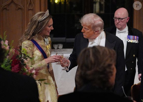 Le banquet célébrait l’arrivée de Donald Trump pour son second séjour d’État au Royaume-Uni.

Kate Middleton  lors du banquet d'Etat au château de Windsor en l'honneur de la visite officielle de président Donald Trump et de la Première dame Melania au Royaume-Uni. © PA Photo/ Bestimage