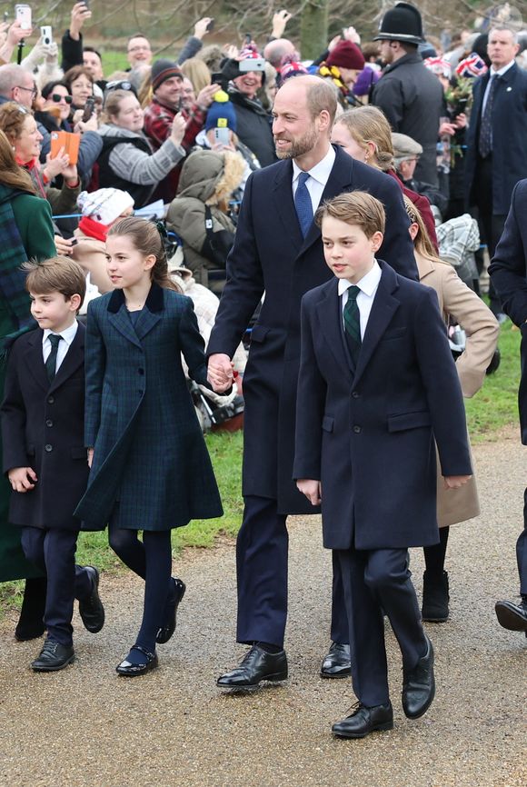 Le quotidien du prince et de la princesse de Galles a été très chargé avec trois enfants en bas âge.

La princesse de Galles, le prince Louis, la princesse Charlotte, le prince de Galles et le prince George assistent au service religieux du jour de Noël à Sandringham, Norfolk, Angleterre, Royaume-Uni, le 25 décembre 2024. Photo par Stephen Lock/i-Images/ABACAPRESS.COM
