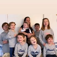 Fabrice Saffré (Familles nombreuses) parti à 7000 kilomètres du foyer, sa femme Céline donne des nouvelles : "On a énormément échangé"