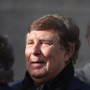 Jean-Pierre Foucault - Sorties des obsèques de Etienne Mougeotte en l'église Saint-François-Xavier à Paris. Le 13 octobre 2021
© Jacovides-Clovis / Bestimage