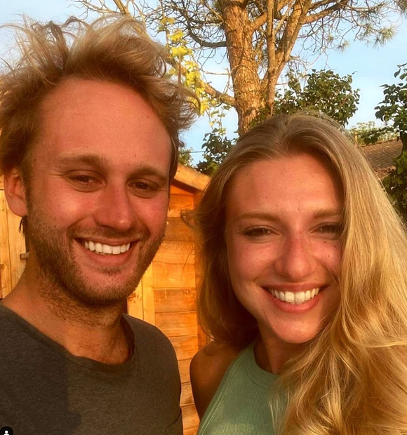 Ils ont recommandé le restaurant dans lequel ils ont mangé
Sophie Davant toujours en bons termes avec Pierre Sled, son ex-mari et père de ses enfants Valentine et Nicolas