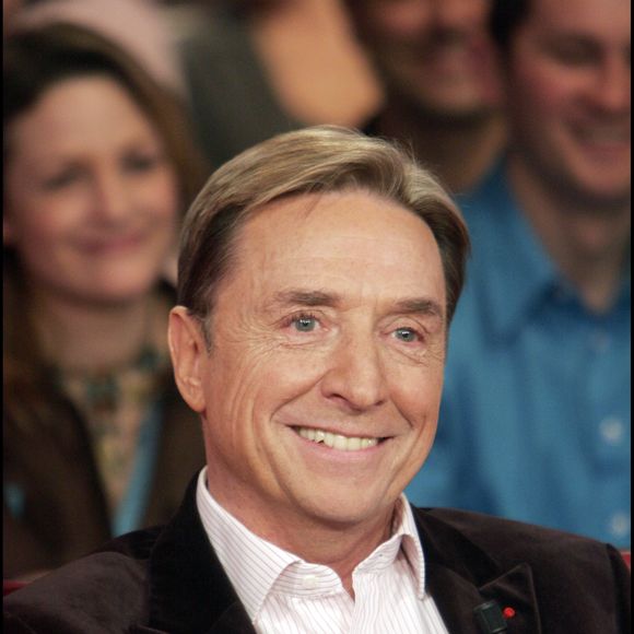 En 2002, il confiait apprécier le silence et la solitude de ce lieu.

Pascal Sevran enregistre l'émission "Vivement Dimanche"

COADIC GUIREC / BESTIMAGE