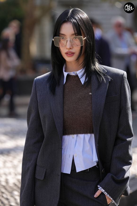 Momo au défilé Miu Miu prêt-à-porter Femme Printemps-Été 2027 lors de la Fashion Week de Paris, le 4 octobre 2026.

© Lucia Sabatelli / Bestimage
