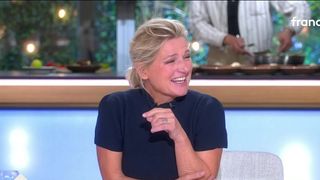 Anne-Elisabeth Lemoine poussée vers la sortie par Mohamed Bouhafsi ? Son invité Christian Clavier en rajoute une couche