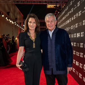 L'homme d'affaires marocain Richard Attias et son épouse Cecilia foulent le tapis rouge à leur arrivée à la cérémonie d'ouverture du 1er Festival du film de la mer Rouge, à Jeddah, en Arabie saoudite, le 6 décembre 2021. Photo by Balkis Press/ABACAPRESS.COM