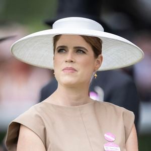La princesse Eugenie d'York lors de la quatrième journée du Royal Ascot, à l'hippodrome d'Ascot, dans le Berkshire, le 20 juin 2025.

© GOFF  / BESTIMAGE