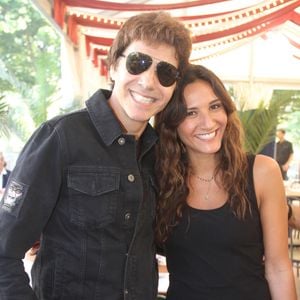 Cet accident lui a causé de multiples fractures et l’a laissée paraplégique.

Jean-Luc Lahaye et sa fille Margaux lors de l'ouverture de la 34ème Fête foraine des Tuileries au jardin des Tuileries à Paris, France, le 23 juin 2017.

© Philippe Baldini/Bestimage