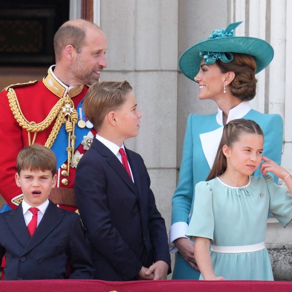 Le prince William, prince de Galles, la princesse Catherine (Kate), princesse de Galles), le prince George, la princesse Charlotte, le prince Louis (Le prince Louis de Galles), défilé officiel pour l'anniversaire du roi Charles, défilé pour l'anniversaire du roi 2025 (Trooping the Colour) à Londres, Royaume-Uni, le 14 juin 2025- Julien Burton / Bestimage