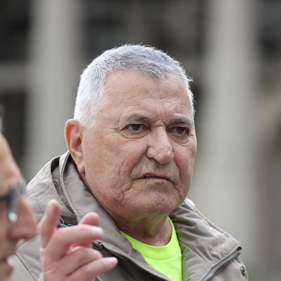 Jean-Marie Bigard fait partie des personnes qui sont toujours à ses côtés.

Jean-Marie Bigard arrive aux funérailles de Patrice Laffont au cimetière du Père Lachaise le 23 août 2024 à Paris, France. Photo by Nasser Berzane/ABACAPRESS.COM