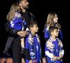 L'attaquant a pris sa retraite internationale il y a quelques mois
Olivier Giroud, entouré de ses enfants Aria, Aaron, Evan et Jade, reçoit un hommage au Stade de France avant le Quart de finale de la Ligue des Nations de l'UEFA 2025 "France - Croatie (2-0 / tab 5-4)" au Stade de France à Saint-Denis, le 23 mars 2025.
© Cyril Moreau/Bestimage