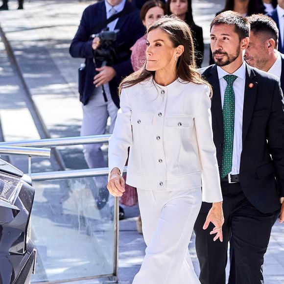 30 septembre 2025, Madrid, Madrid, Espagne : la reine Letizia d'Espagne (REINE LETIZIA d'Espagne) participe aux prix « Retina Eco » (image de crédit : © Mike Chicorro/ZUMA Press Wire / Bestimage)