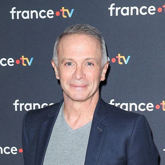 "Questions pour un champion" faisait partie du paysage audiovisuel quotidien des Français...

Samuel Etienne assiste à la conférence de presse du Téléthon à France Télévision à Paris, France. Photo par Nasser Berzane/ABACAPRESS.COM