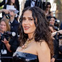 Salma Hayek et François-Henri Pinault s'offrent une pièce de designer pour leur terrasse, un canapé à plusieurs milliers d'euros