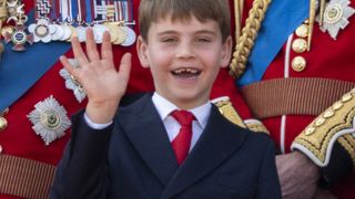 Le prince Louis a bien grandi : Kate Middleton et le prince William célèbrent le 8e anniversaire de leur fils avec des images inédites