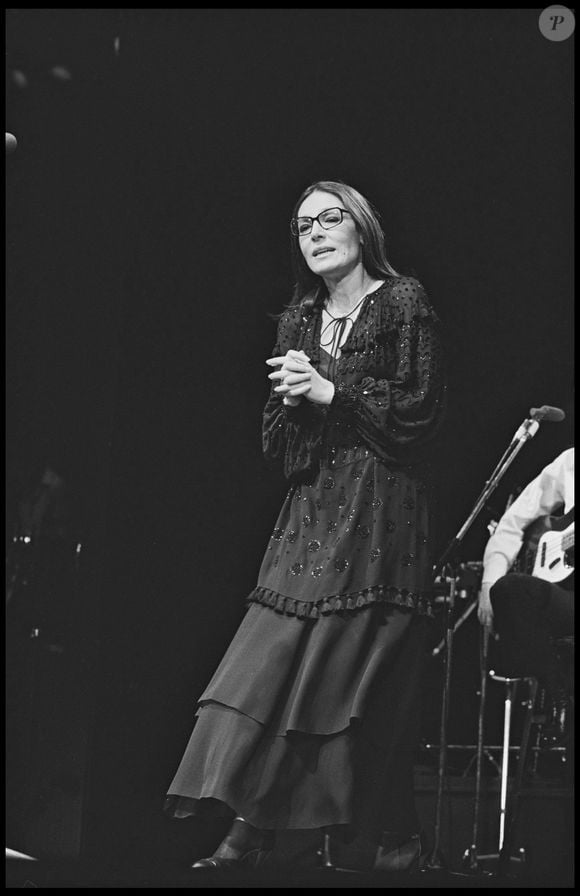 Archives - Nana Mouskouri sur la scène de l'Olympia à Paris, en 1979.
BERTRAND RINDOFF PETROFF / BESTIMAGE