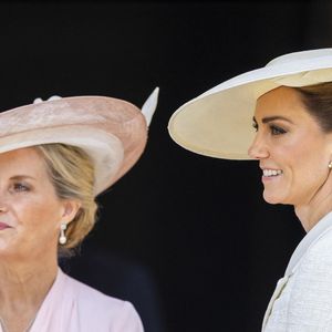 Sophie, duchesse d'Édimbourg (Sophie Rhys-Jones, duchesse d'Édimbourg) et Catherine, princesse de Galles (Catherine "Kate" Middleton, princesse de Galles) - Des membres de la famille royale britannique lors de la cérémonie annuelle de l'Ordre de la Jarretière à la chapelle Saint-Georges, au château de Windsor, le 16 mai 2025. @Backgrid UK/ Bestimage