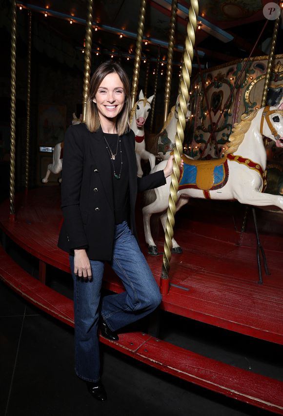 Isabelle Ithurburu - Soirée du Secours Populaire au musée des arts Forains à Paris le 4 décembre 2023. © Denis Guignebourg/Bestimage