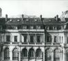 Touché par un incendie en mai 2026, le lieu suscite l'inquiétude des riverains qui réclament sa sécurisation.

Feb. 26, 2012 - Entrée de la résidence du Baron James de Rothschild au 21, Rue Laffitte, Paris.  (Image : ? Keystone Press Agency/ZUMA Press Wire)