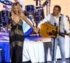 Laurent Voulzy et sa compagne Isaure Le Faou ont pu se confier sur leur rencontre.

Exclusif - Laurent Voulzy et sa compagne Isaure Le Faou interprètent deux titres ensemble - Laurent Voulzy en concert sur la scène du théâtre de Verdure lors du Festival de Ramatuelle.
© Cyril Bruneau / Bestimage