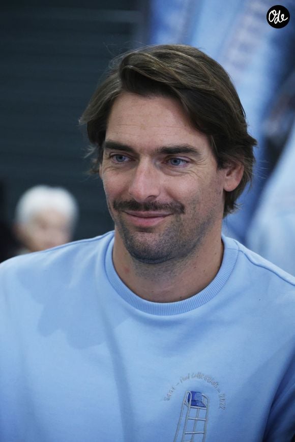 Camille Lacourt en dédicace à Neuilly-Sur-Seine le 9 novembre 2024.

Agence / Bestimage