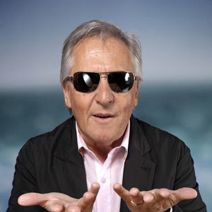 Gilbert Montagne pose pour notre photographe à Paris, en France, le 12 janvier 2017. Photo : Vim/ABACAPRESS.COM