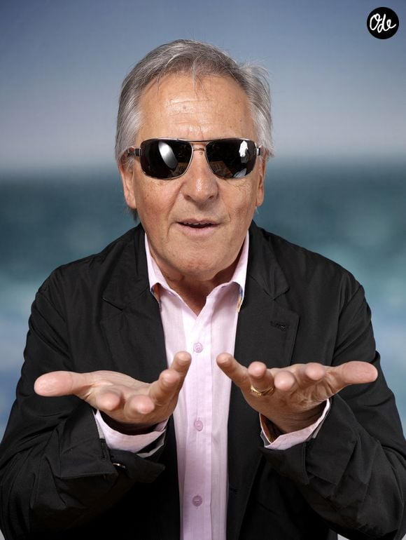 Gilbert Montagne pose pour notre photographe à Paris, en France, le 12 janvier 2017. Photo : Vim/ABACAPRESS.COM