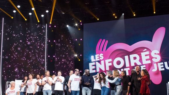 Ce chanteur quitte son refuge du Vaucluse pour rejoindre Les Enfoirés, il fait son retour dans la troupe après quatre années d’absence