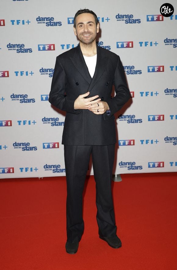 Camille Combal - Photocall de lancement de la saison 2026 de "Danse avec les stars" (DALS) au siège de TF1 à Boulogne-Billancourt le 18 décembre 2025. © Coadic Guirec/Bestimage