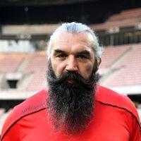 "On était traités comme des bouts de viande" : Sébastien Chabal garde des séquelles de sa carrière de rugbyman, il n'est pas le seul