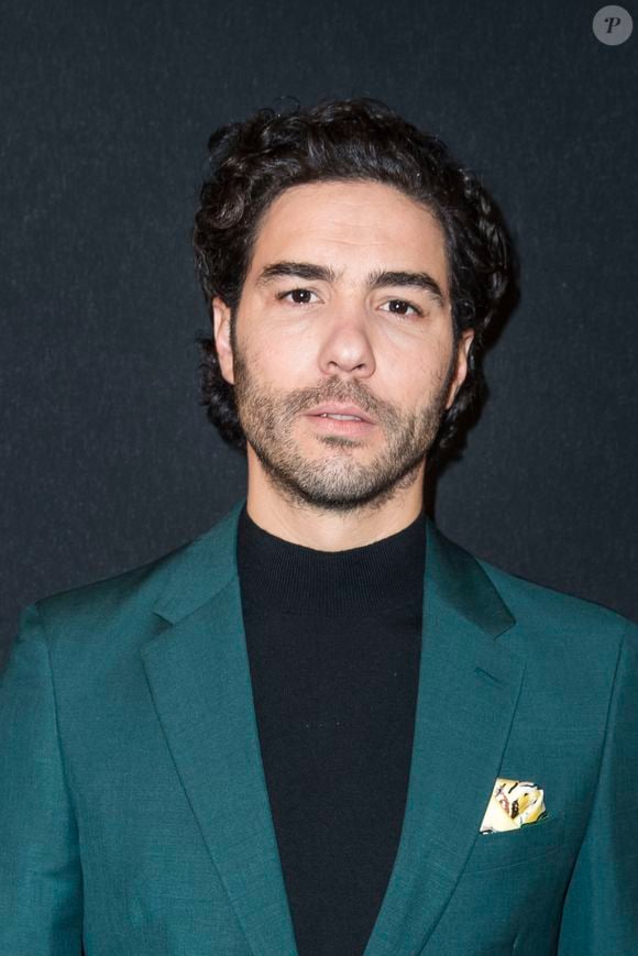 Tahar Rahim - Dîner de gala de l’association AEM (Un Avenir pour les Enfants du Monde) au bénéfice des enfants du Rwanda organisée par B.Djian au Pavillon Ledoyen à Paris, France, le 11 décembre 2018. Chaque année avant les fêtes, B.Djian mobilise la mode le temps d’un dîner caritatif au profit des enfants du Rwanda. La directrice de la rédaction de Numéro Magazine associe à la cause de l’association AEM, les grandes maisons de couture française. © Olivier Borde/Bestimage