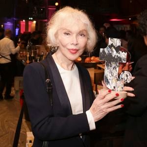 Ont été aussi récompensés : Marie-Pierre Pruvot, dite Bambi (Têtu d'honneur)

Exclusif - Marie-Pierre Pruvot, dite Bambi (Tetu d'honneur)  - Backstage de la cérémonie des Prix Tetu 2024 au Trianon à Paris le 3 décembre 2024. Le premier show consacré aux personnalités, talents et artistes influent.e.s qui font avancer notre société vers l’acceptation de chacun.e. © Jack Tribeca - Coadic Guirec / Bestimage