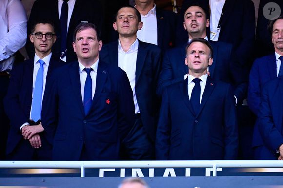 Florian Grill ( president FFR ) et Emmanuel Macron lors de la finale du Top 14 de rugby français entre le Stade Toulousain (Toulouse) et l'Union Bordeaux-Begles (UBB) au Stade de France à Saint-Denis. Le 28 juin 2025. © Dante Badano/PsnewZ/Bestimage