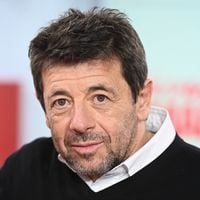 Loin de son père Patrick Bruel, le jeune Léon (20 ans) s'est lancé dans un nouveau projet où on ne l'attendait pas
