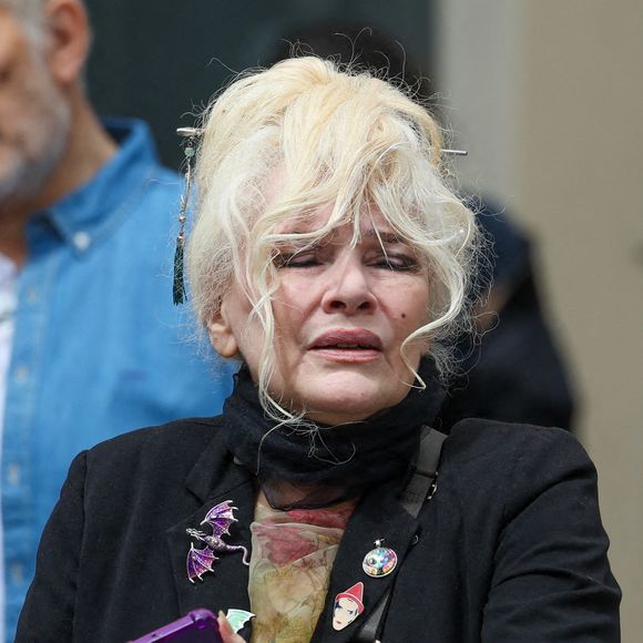 Armande Altaï - Arrivées aux obsèques de Thierry Ardisson en l’église Saint-Roch de Paris, France, le 17 juillet 2025. © Clovis-Jacovides/Bestimage