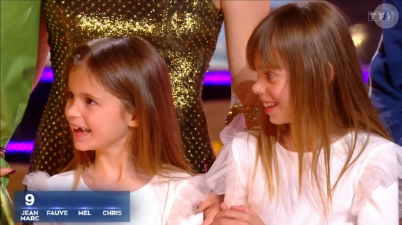 Il en a alors profité pour s'expliquer avec un membre du jury qui a fait pleurer l'une d'entre elles.

Danse avec les stars : Florent Manaudou rejoint par ses talentueuses nièces, un membre du jury a fait pleurer l'une d'entre elles malgré lui ! Capture d'écran TF1