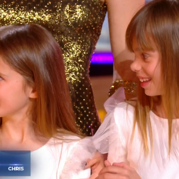 Il en a alors profité pour s'expliquer avec un membre du jury qui a fait pleurer l'une d'entre elles.

Danse avec les stars : Florent Manaudou rejoint par ses talentueuses nièces, un membre du jury a fait pleurer l'une d'entre elles malgré lui ! Capture d'écran TF1