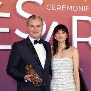 Dans sa carrière, il reste malgré tout une ombre au tableau : son rôle dans le blockbuster "The Dark Knight Rises" en 2012, marqué par une séquence devenue virale.

Marion Cotillard, Christopher Nolan - Photocall des lauréats lors de la 49ème édition de la cérémonie des César à l’Olympia à Paris, le 23 février 2024.

© Dominique Jacovides / Olivier Borde / Bestimage
