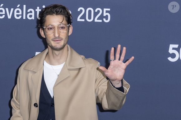 Pierre Niney - Photocall de la soirée "Cesar Révélations 2025" au Trianon à Paris le 20 janvier 2025. © Olivier Borde / Bestimage