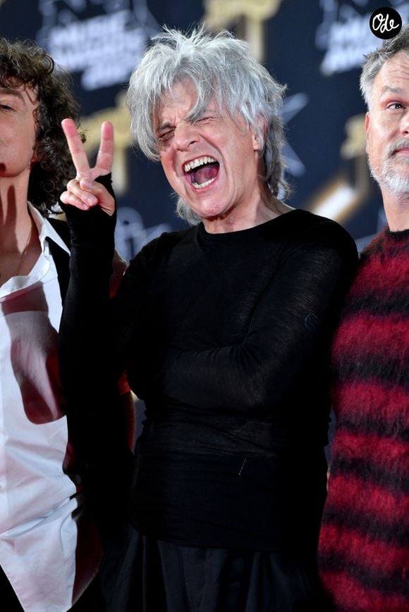 Nicola Sirkis et les membres de son groupe Indochine au photocall de la 26ème édition des NRJ Music Awards à Cannes, le 1er novembre 2024. © Bebert-Guignebourg/Bestimage