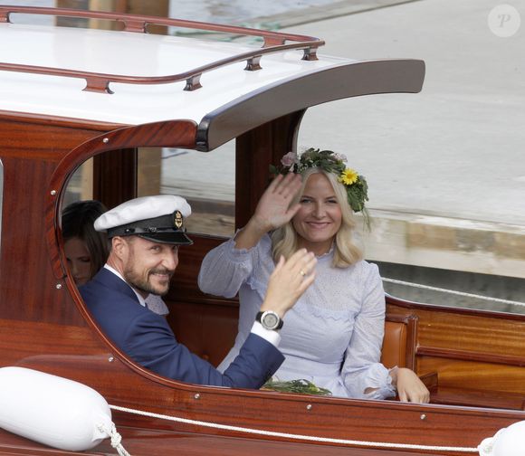 Le prince Haakon, la princesse Mette-Marit - La famille royale de Norvège lors du jubilé de 25 ans de règne du roi Harald de Norvège à Trondheim, le 23 juin 2016. (Stella Pictures/Bestimage).