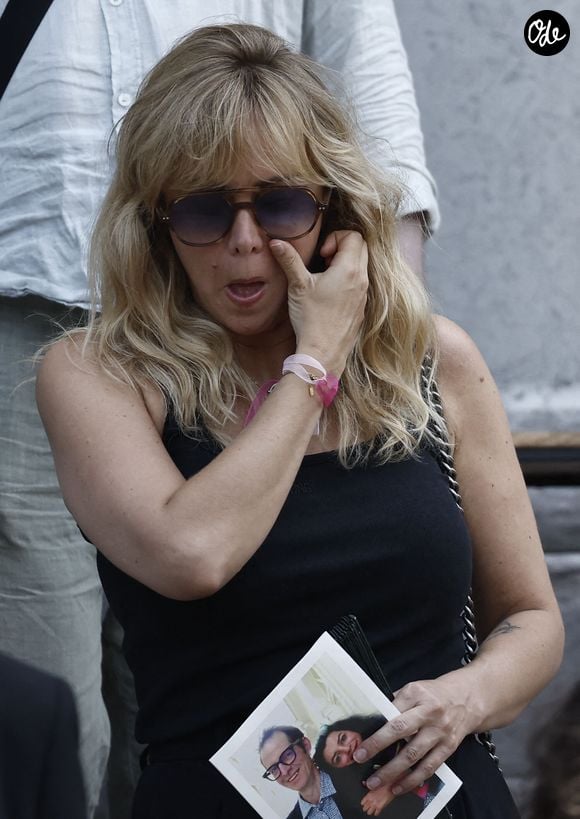 Tout comme Enora Malagré.

Enora Malagré  aux obsèques de M.Satrapi au Crématorium du Père-Lachaise à Paris, le 19 juin 2026. 
© Cyril Moreau / Bestimage
