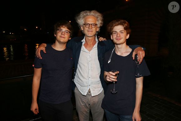 Elle a deux fils nés de son union avec Santiago Amigorena.

Santiago Amigorena et ses fils Ezechiel et Tadeo lors de l'After Party de 'Ce Qui Nous Lie', au Faust a Paris, France, le 12 Juin 2017. Photo Jerome Domine/ABACAPRESS.COM