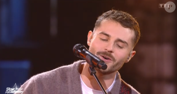 Arnaud, le petit-ami de Lily la surprend sur le plateau de la Star Academy