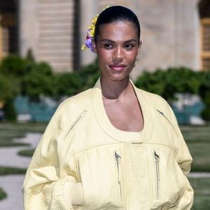 Tina Kunakey est une femme pleine de surprises ! 

Tina Kunakey au photocall du défilé Jacquemus de la mode homme Printemps/Été 2026 dans le cadre de la Fashion Week de Paris dans les jardins de l’Orangerie à Versailles, France. © Olivier Borde/Bestimage