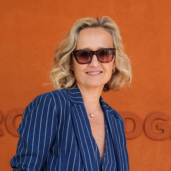 Elle confie que son équilibre repose sur trois piliers : la famille, le travail et la nature.

Caroline Roux au village lors des Internationaux de France de tennis de Roland Garros 2024, à Paris, France, le 7 juin 2024. © Jacovides-Moreau/Bestimage