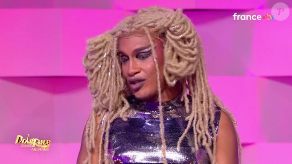 Capture d'écran de l'émission Drag Race France diffusée le 17 juillet 2025.